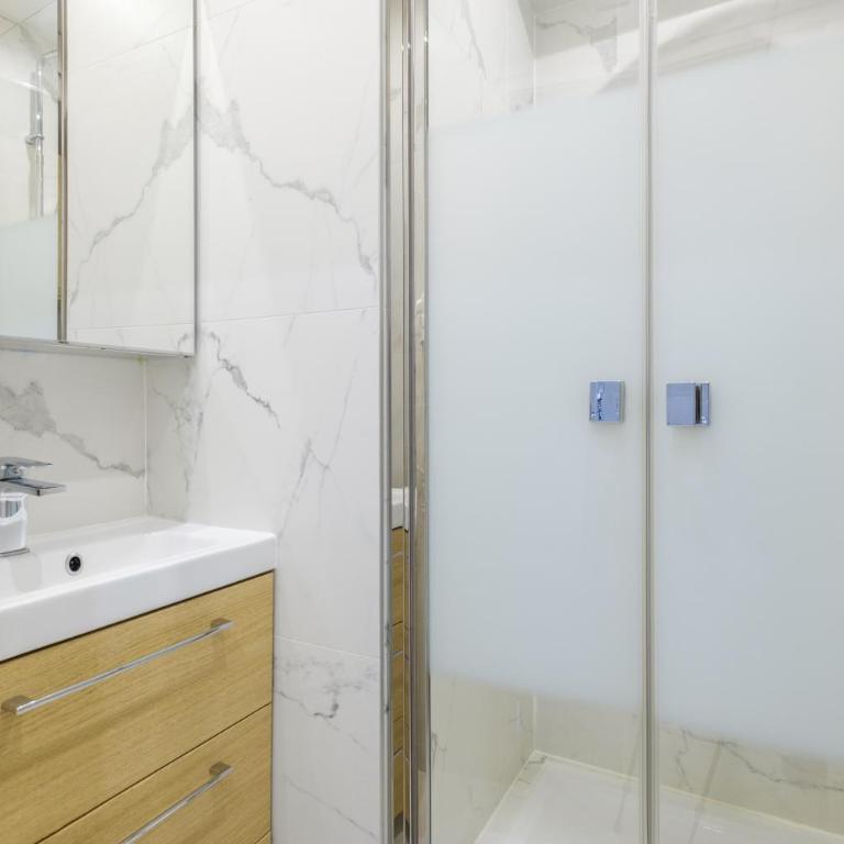 Appartement - Marina baie des Anges - Studio Supérieur - 13