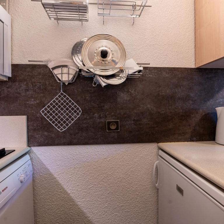 Appartement 4p - Two-Bedroom Deluxe Apartment with Garden View - 13
