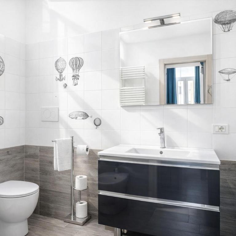 Merulana Deluxe Apartment - Rione Monti by RHR - Appartamento con 2 Camere da Letto - 8