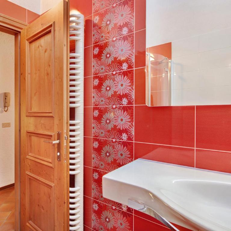 Chalet Meridiana Appartamento 10 - Appartamento Deluxe con 2 Camere da Letto e Balcone - 23