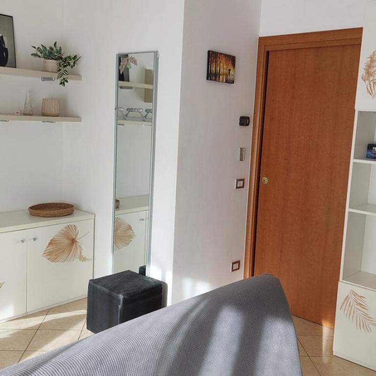 Madonnina Apartment in Lazise - Appartamento Deluxe con 2 Camere da Letto e Balcone - 4
