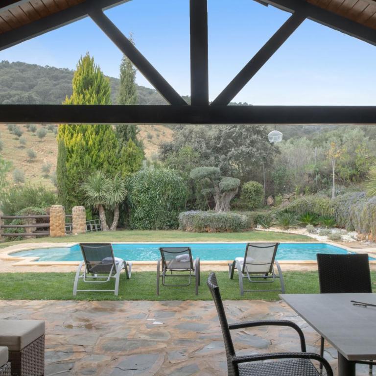 Villa Ronda - Apartamento de 3 dormitorios con vistas a las montañas - 2