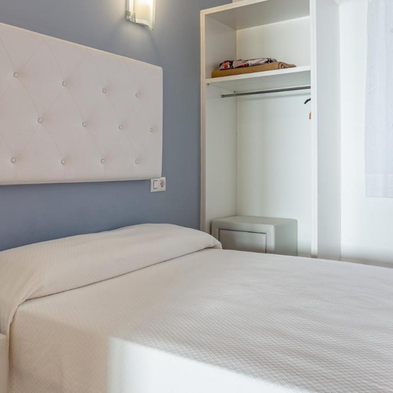 S23 Sa Caleta - Apartamento Deluxe de 2 dormitorios con vistas al mar - 15