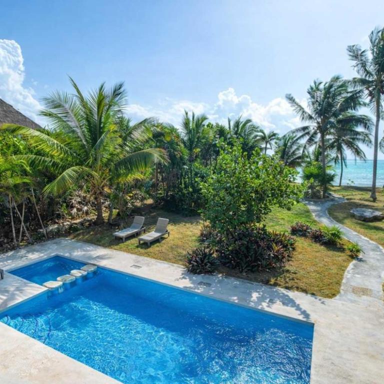 Beachfront home with private pool beach access balcony with ocean views patio - Villa Belleza - Casa - 2