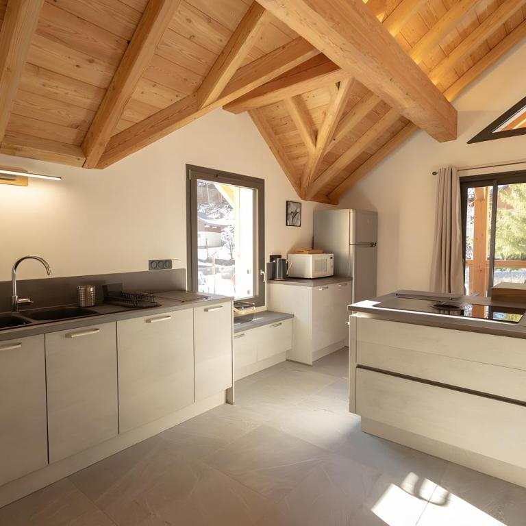 Chalet Le Strato - Appartement avec Terrasse - 21