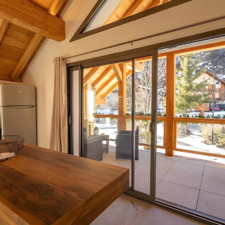 Chalet Le Strato - Appartement avec Terrasse - 28