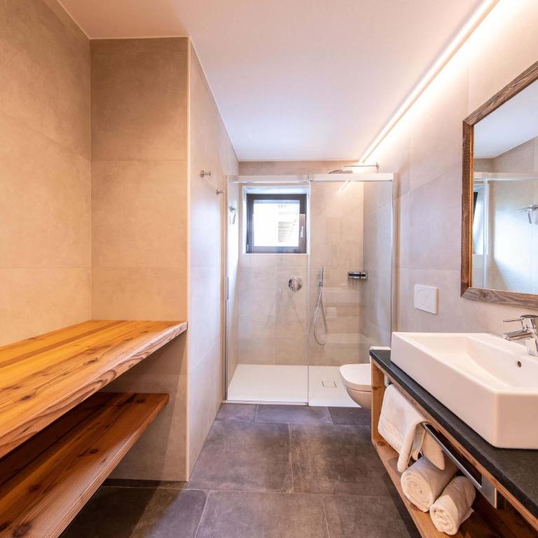 Sonnleiten Sonnenadler 2 - Two-Bedroom Deluxe Apartment with Garden View - 17
