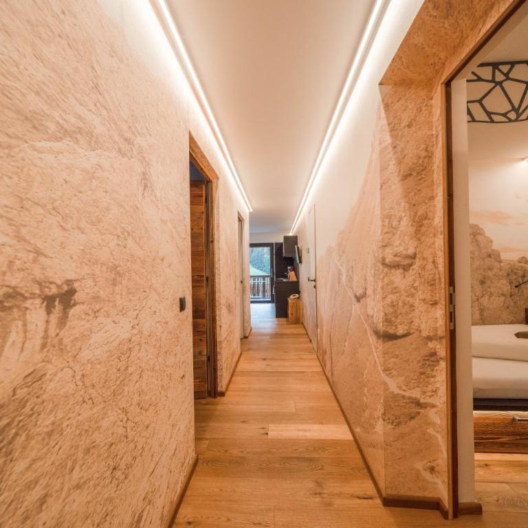 Sonnleiten Sonnenadler 2 - Two-Bedroom Deluxe Apartment with Garden View - 9