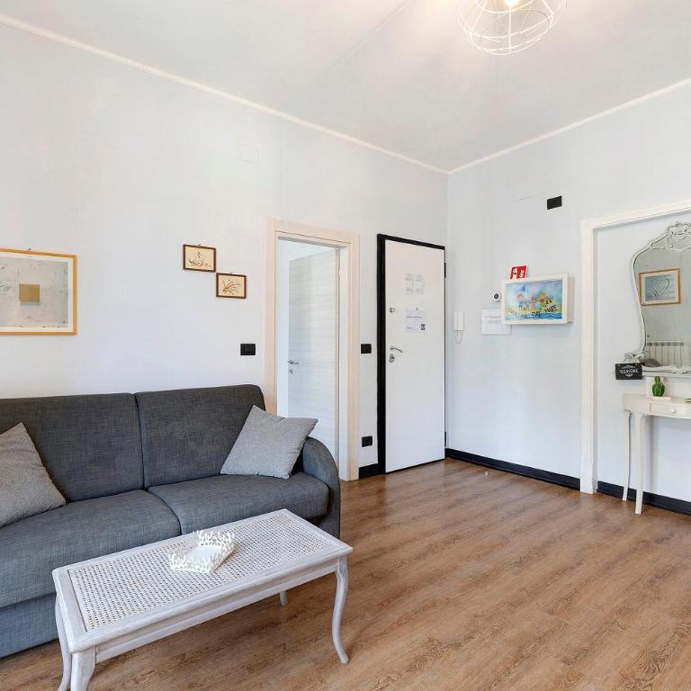 4 Passi Mare - Appartamento Deluxe con 2 Camere da Letto e Balcone - 7