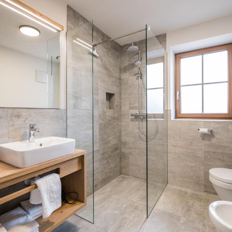 Kuenz Dolomites App 4 - Superior Apartment mit 1 Schlafzimmer und Balkon - 7