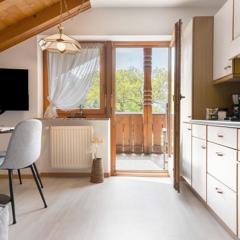 Mayr Apartments sechs - Superior Apartment mit 1 Schlafzimmer und Balkon - 2