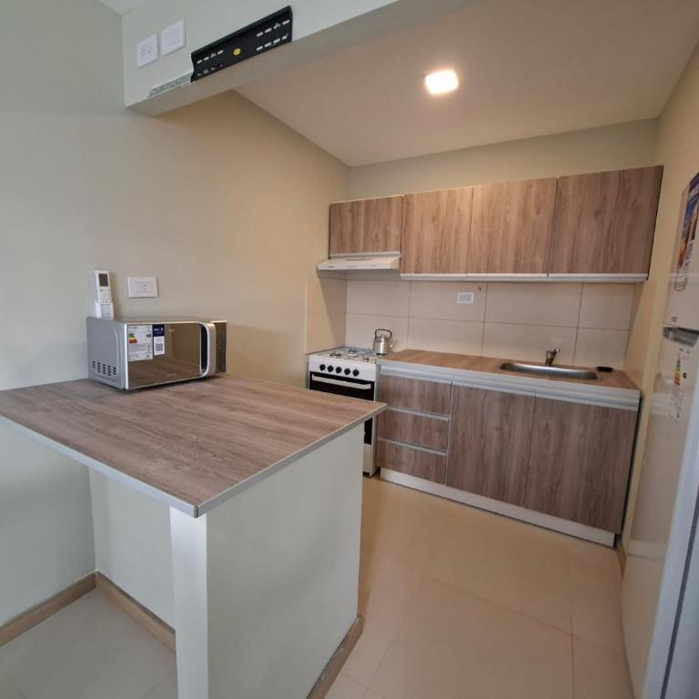 Los Alamos - Three-Bedroom Apartment - 2