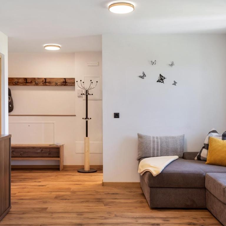 Living Lerchna -Apartment Morgentau - Two-Bedroom Deluxe Apartment with Garden View - 7