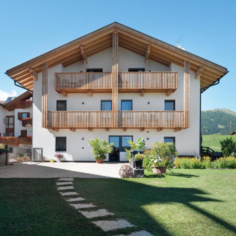Living Lerchna -Apartment Morgentau - Two-Bedroom Deluxe Apartment with Garden View - 18