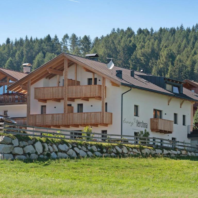 Living Lerchna -Apartment Morgentau - Two-Bedroom Deluxe Apartment with Garden View - 29