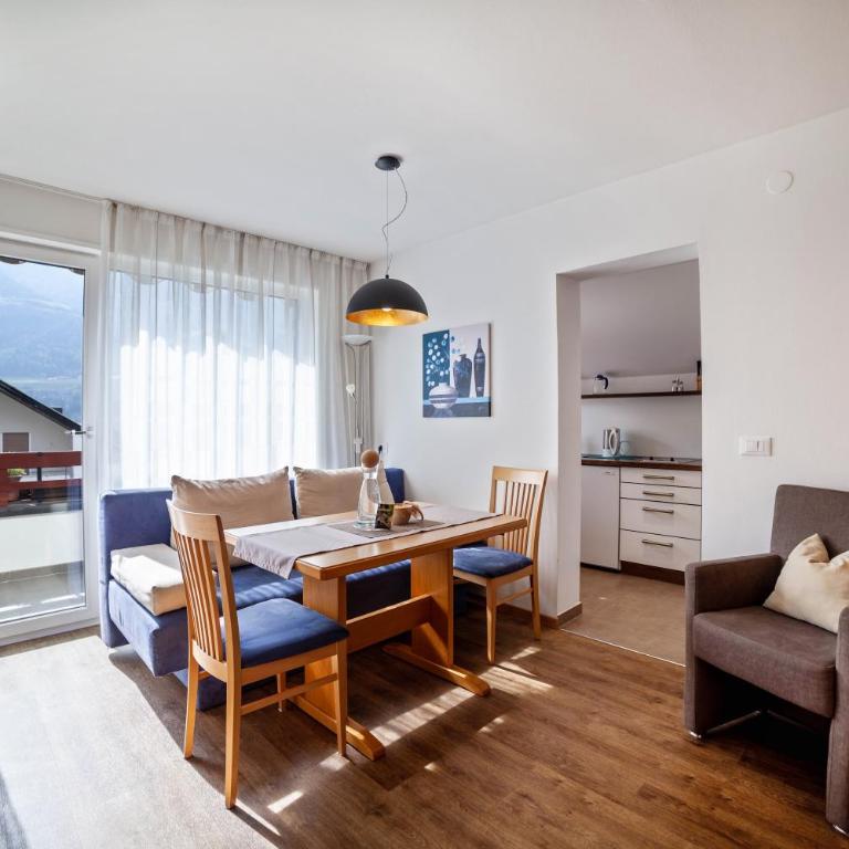 Schnitzer Ferienwohnung Enzian - Appartamento Superior con 1 Camera da Letto e Balcone - 3