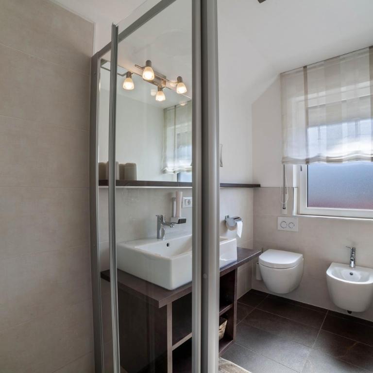 Schnitzer Ferienwohnung Enzian - Appartamento Superior con 1 Camera da Letto e Balcone - 15