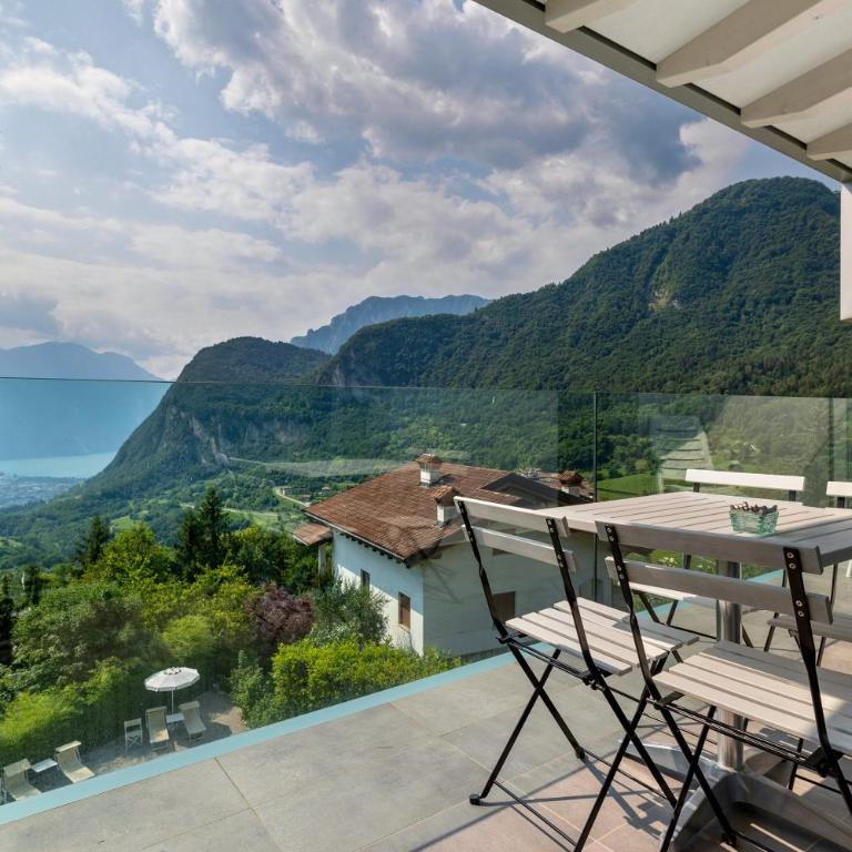 Eco del Garda Apartments - One-Bedroom Apartment with Lake View - 3