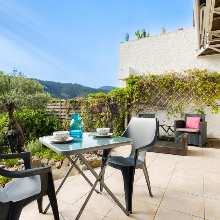 Rez-de-villa avec piscine - Studio mit Terrasse - 1