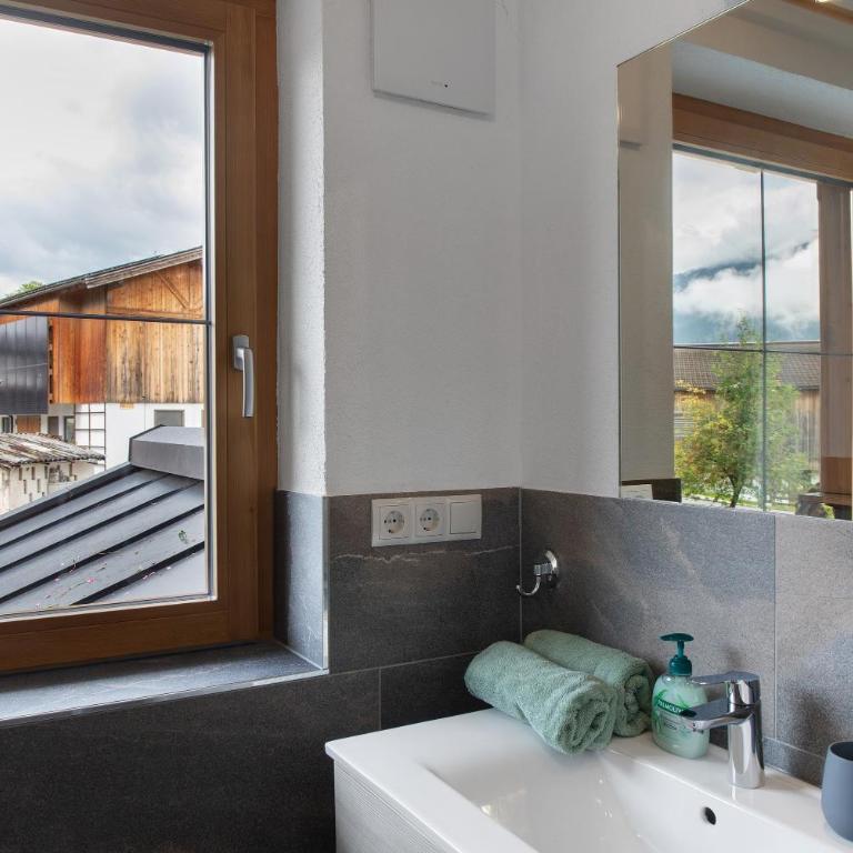 Ferienwohnung Haus Brugger - Appartement Supérieur avec Balcon - 12