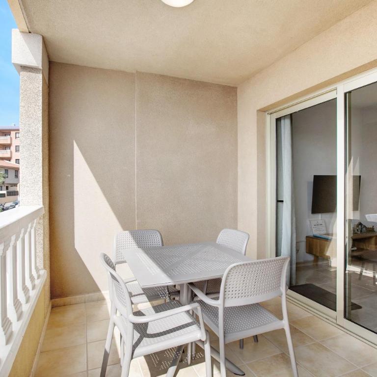 La Perla F14 By Médano Rentals - Apartamento Deluxe de 2 dormitorios con balcón - 3