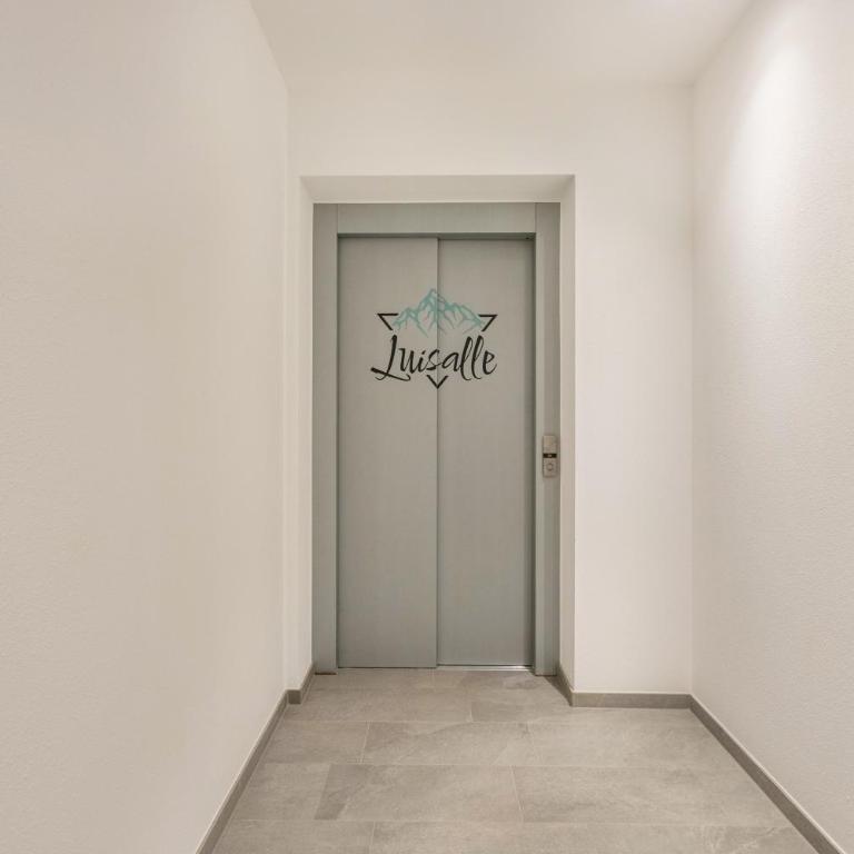 Luisalle Top 4 - Deluxe Apartment mit Balkon und 2 Schlafzimmern - 14