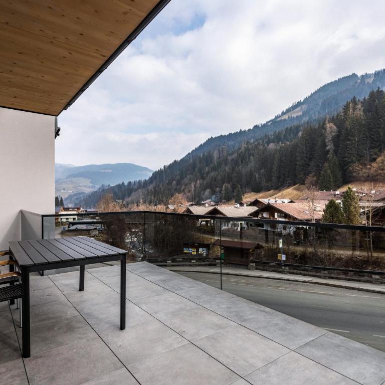 Luisalle Top 4 - Deluxe Apartment mit Balkon und 2 Schlafzimmern - 7