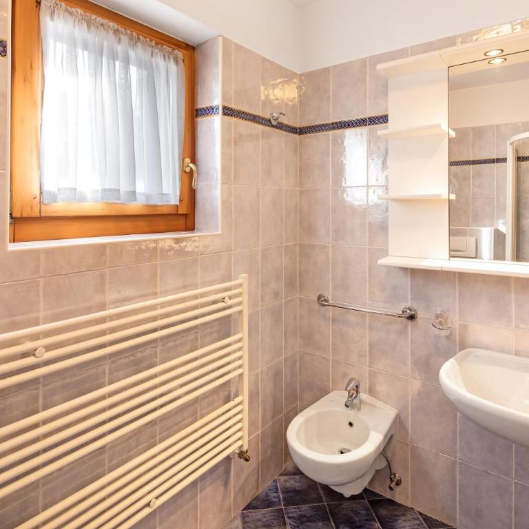 Casa Li Roina n 48 - Appartamento Superior con 1 Camera da Letto e Balcone - 11