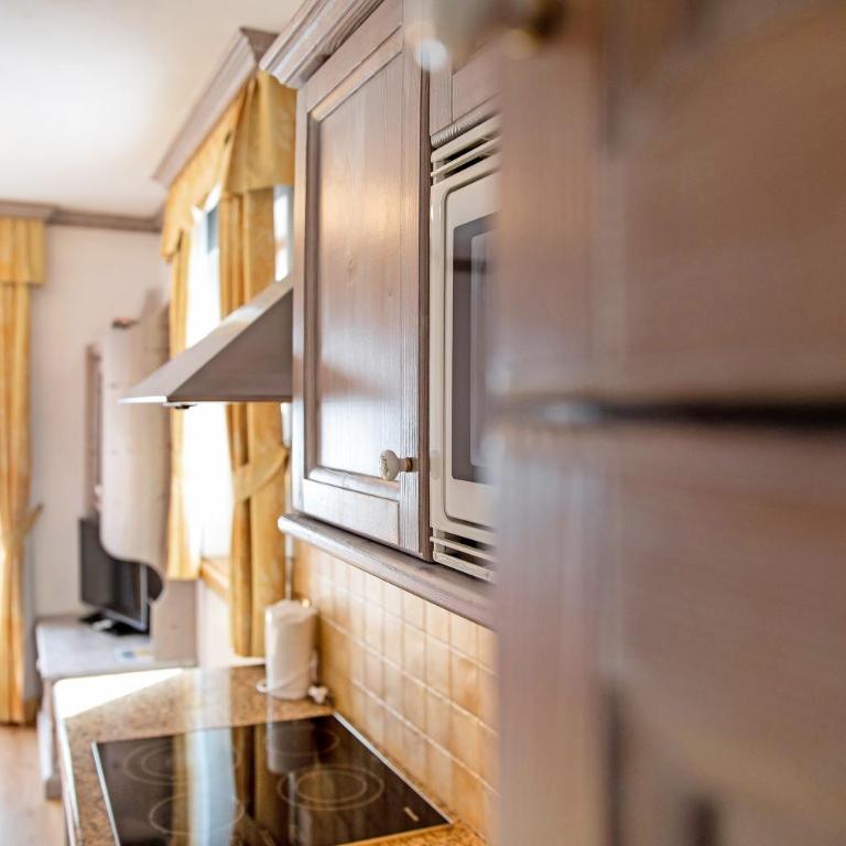 Casa Li Roina n 48 - Appartamento Superior con 1 Camera da Letto e Balcone - 16