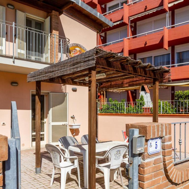 Terra - Appartamento Monolocale con Vista Mare - 12