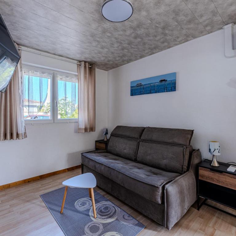 Henriela - Studio 2 personnes - Maison 1 Chambre - 10