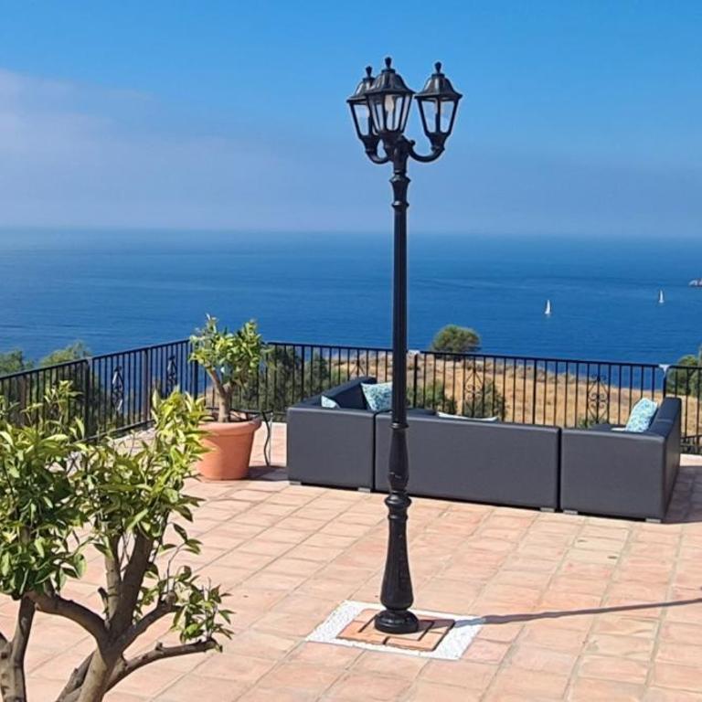 Villa Las Dalias - Villa con vistas al mar - 2