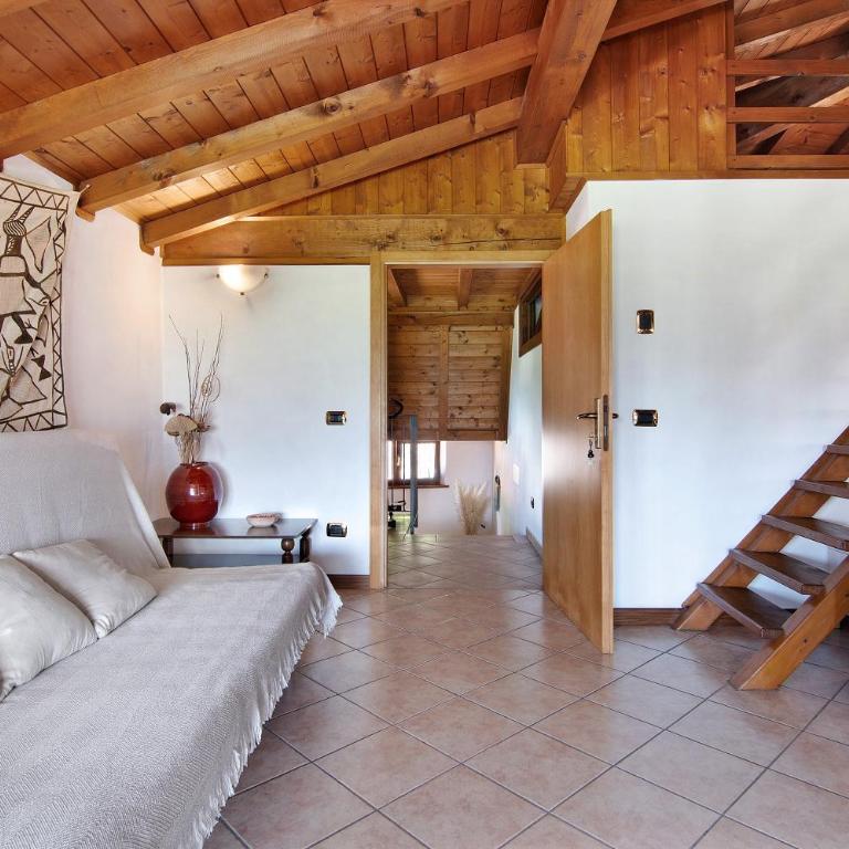 Villa Adele - Appartamento Premium con 3 Camere da Letto e Balcone - 10