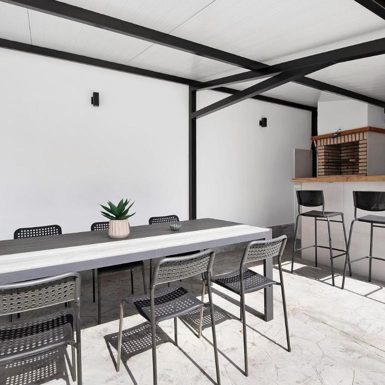 Ferro Piscina Climatizada - Apartamento Deluxe de 2 dormitorios con vistas al jardín - 31