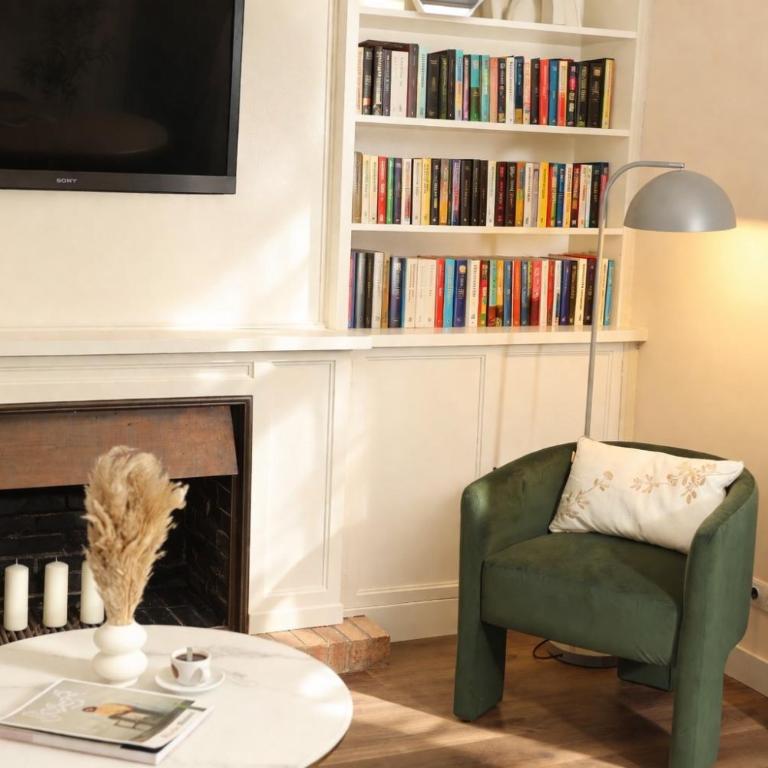 Tibidabo Apartments - Two-Bedroom Apartment with Garden - 18