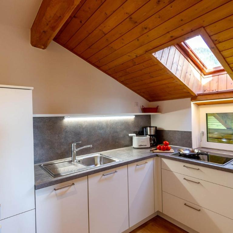 Haus Lohengrin Ferienwohnung 5 - Appartamento Superior con 1 Camera da Letto e Balcone - 7