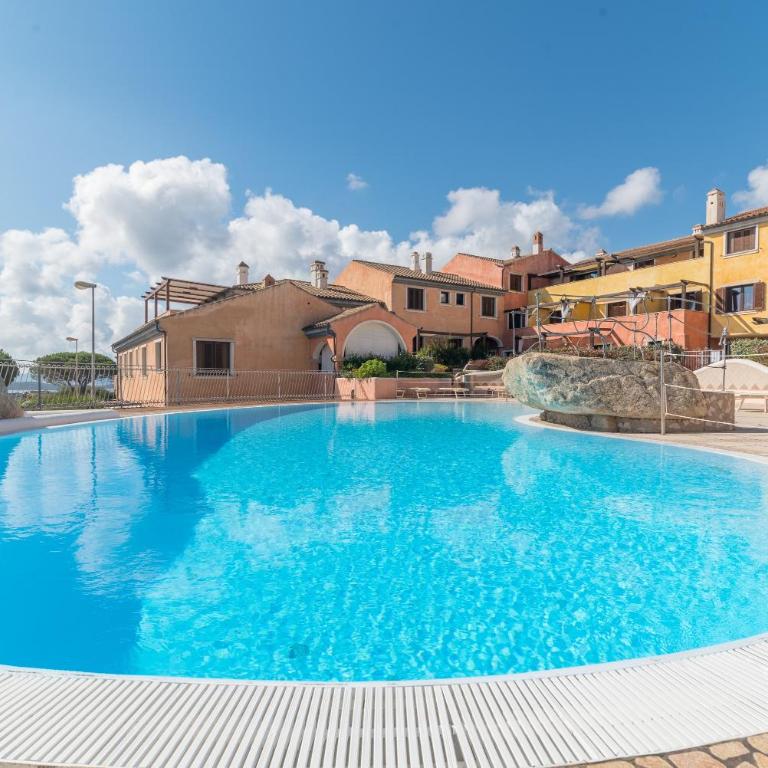 C 207 Puntavilla - Vista Piscina - Appartamento con 1 Camera da Letto e con Giardino - 1