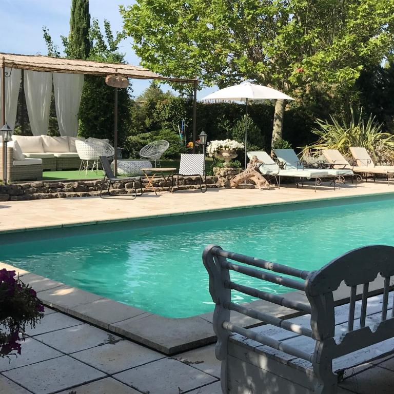 chambres d'hôtes Au Pied Du Ventoux - Chambre Triple avec Baignoire - 14