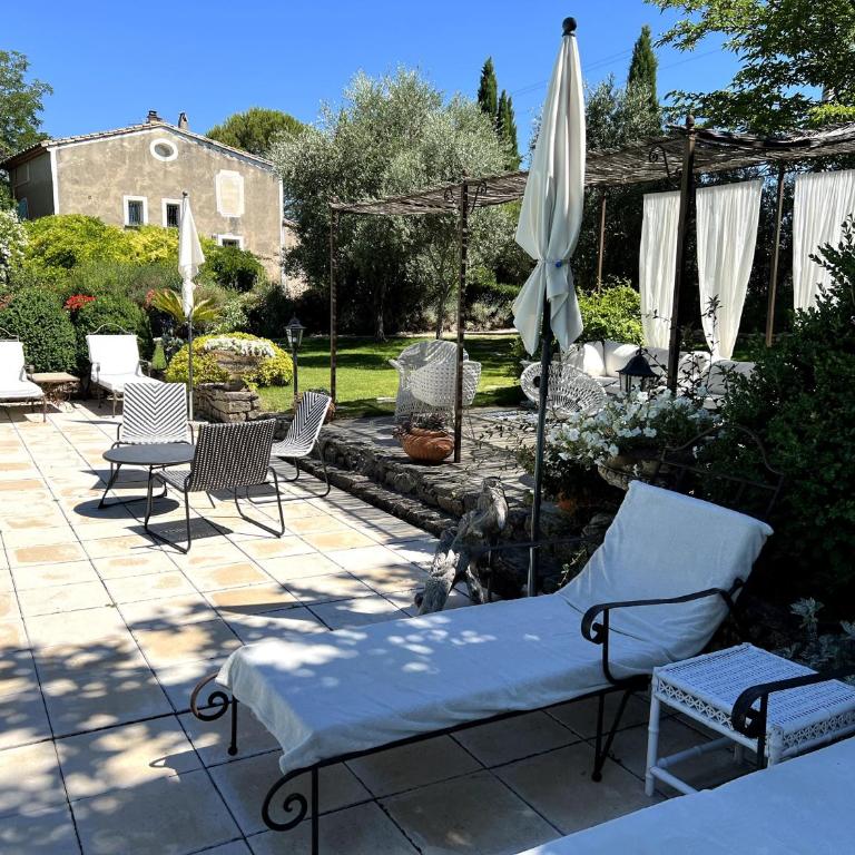 chambres d'hôtes Au Pied Du Ventoux - Chambre Double avec Balcon - 10