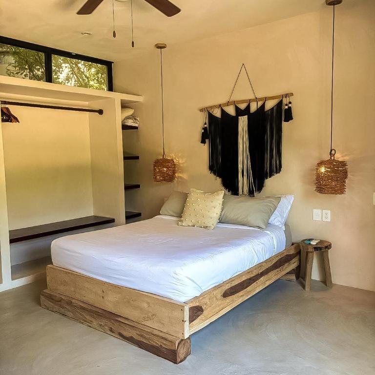 1 Bed private balcony - One-Bedroom Apartment - 9
