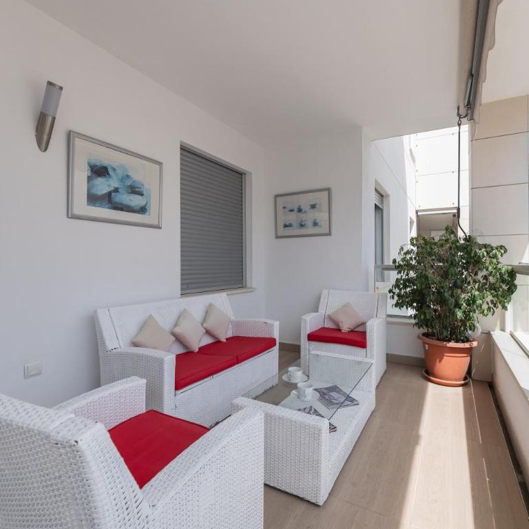Acogedor apartamento 2 dormitorios - Two-Bedroom Deluxe Apartment with Garden View - 23