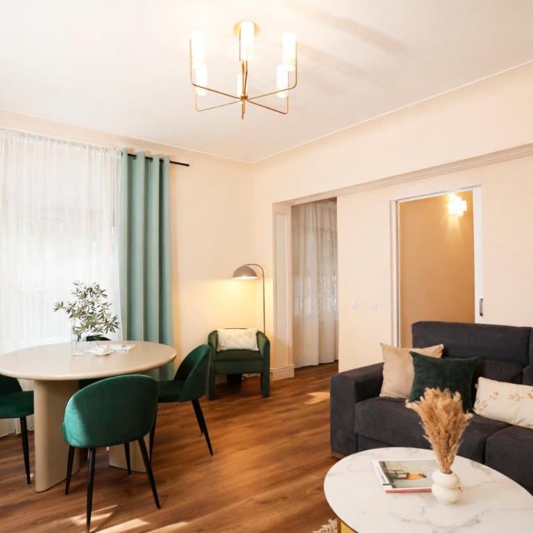 Tibidabo Apartments - Two-Bedroom Apartment with Garden - 14