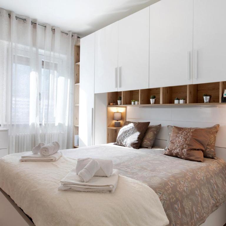 Emmie House Aosta Centro - Appartamento Deluxe con 2 Camere da Letto e Balcone - 13