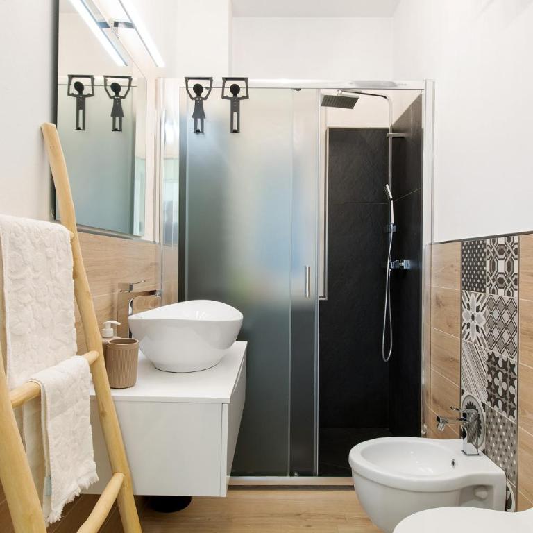 Emmie House Aosta Centro - Appartamento Deluxe con 2 Camere da Letto e Balcone - 20