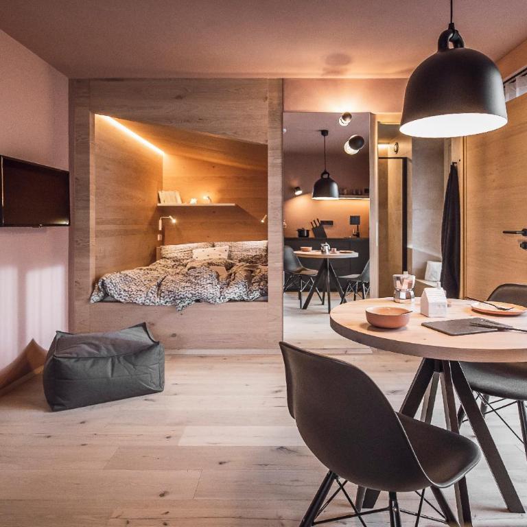 Rousa little guesthouse Cosy Plus - Appartamento Superior con 1 Camera da Letto e Balcone - 1