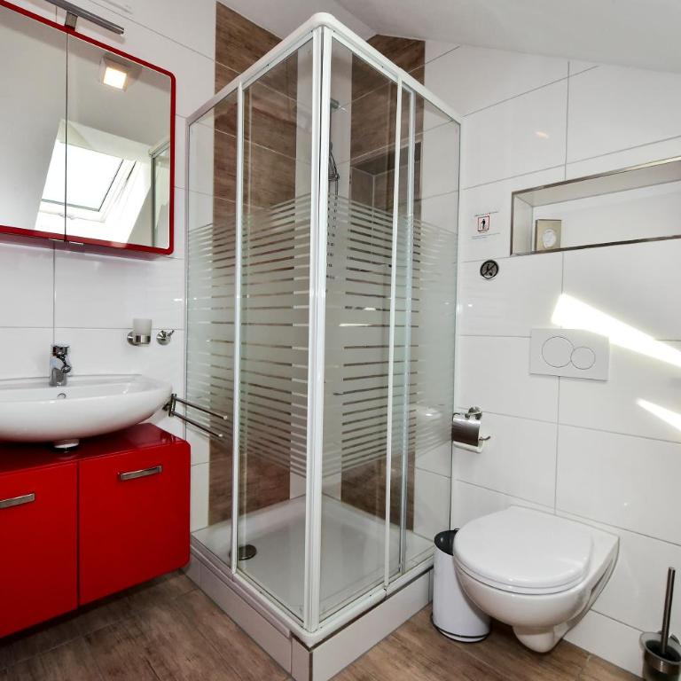 Domicilio Azzurro - Appartamento Deluxe con 2 Camere da Letto e Vista Giardino - 12