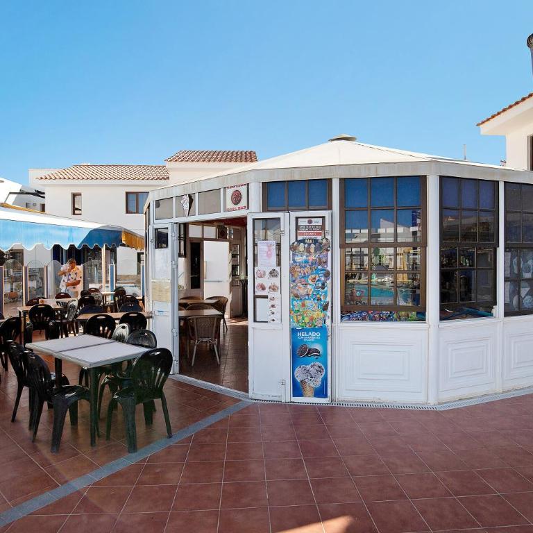 Galcanary - One-Bedroom Apartment with Garden View - 18