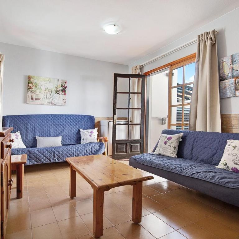Galcanary - One-Bedroom Apartment with Garden View - 3