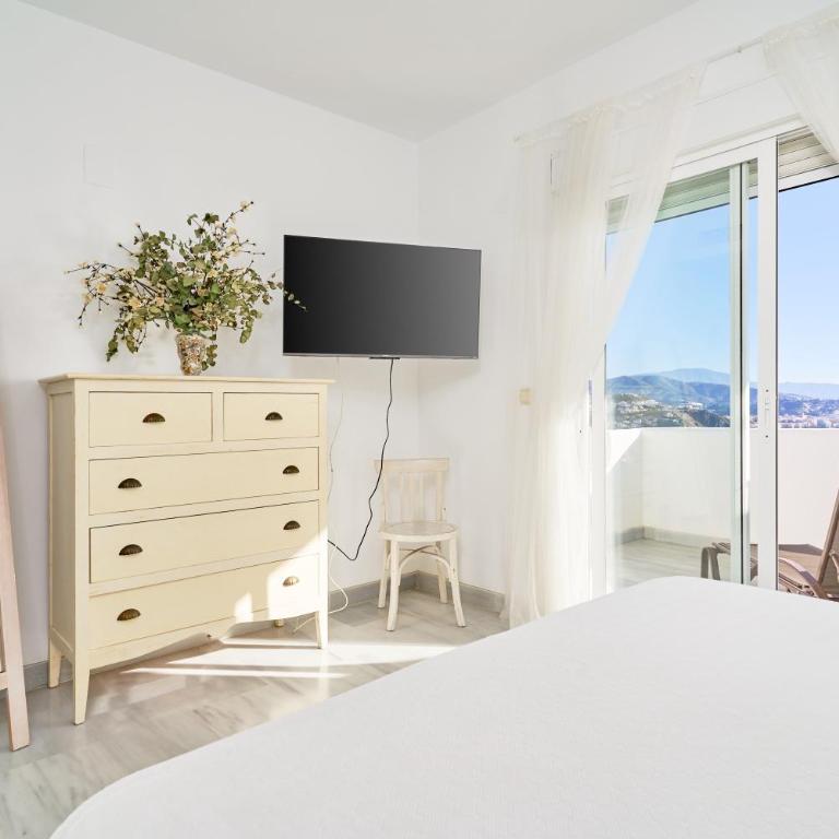 Vistas al mar - La Herradura - Two-Bedroom Deluxe Apartment with Ocean View - 14