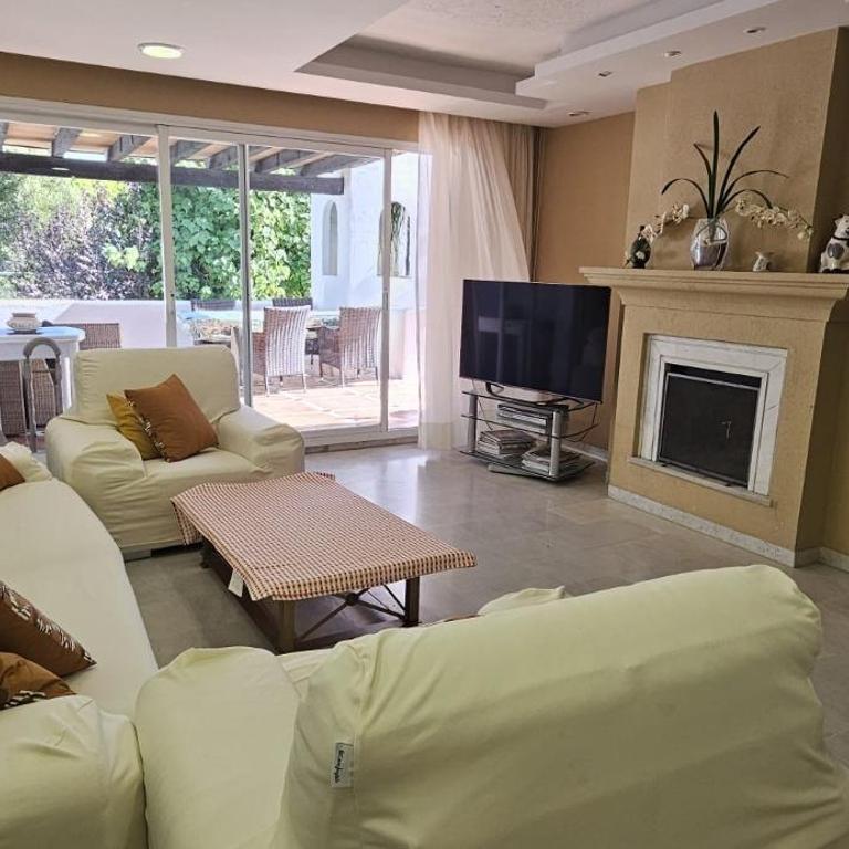 Bonito piso con jardines y piscina - Apartamento con terraza - 12